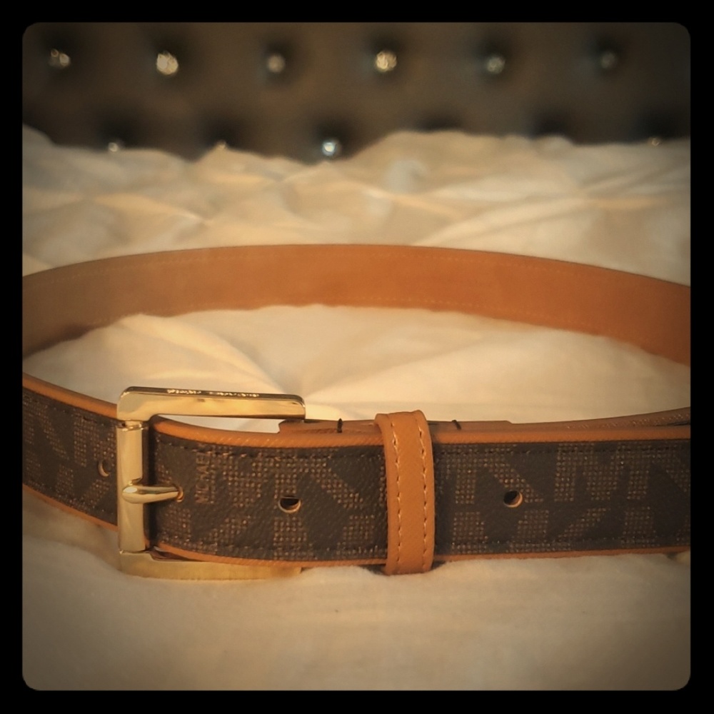 Michael Kors brown and camel with gold belt